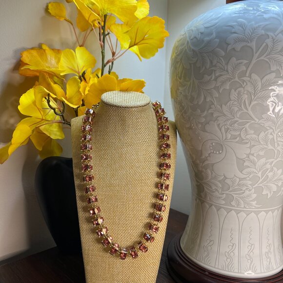 Christian Siriano Mauve Crystal Statement Necklace NWT - Picture 1 of 7